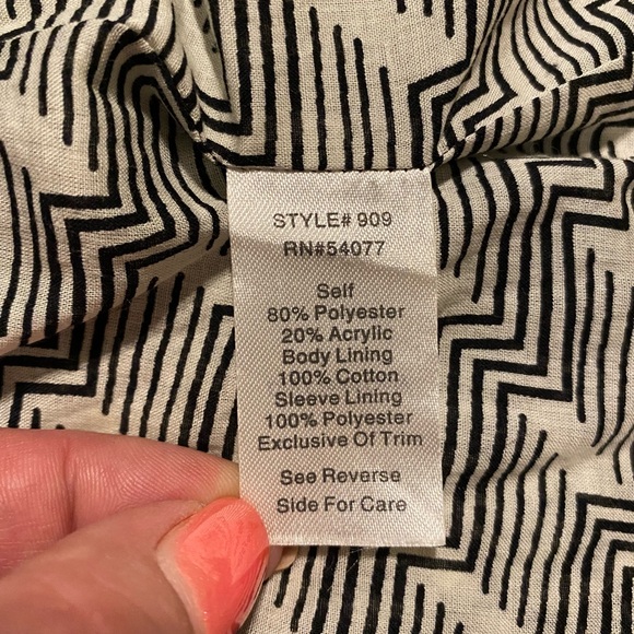 Cozy Carol Anderson by Invitation jacket - Picture 5 of 6